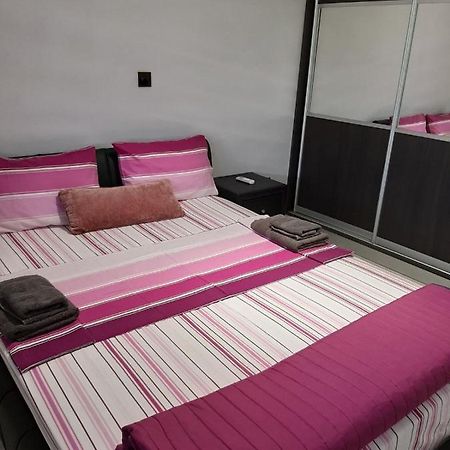 2 Bedroom Apartment-Mediterranean Type Paphos Exteriér fotografie